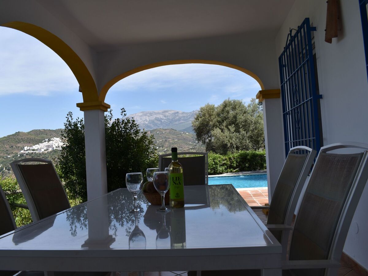 Villa La Frasca avec piscine privée à Sayalonga - Photo 8