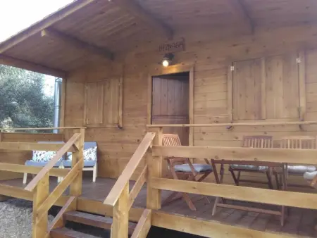 Location maison à La Axarquía Almogía, in Almogía mit Garten, Terrasse und gemeinschaftlichem Pool