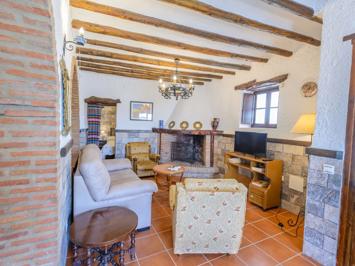 Maison 2 chambres avec piscine à Alcaucín - Photo 2