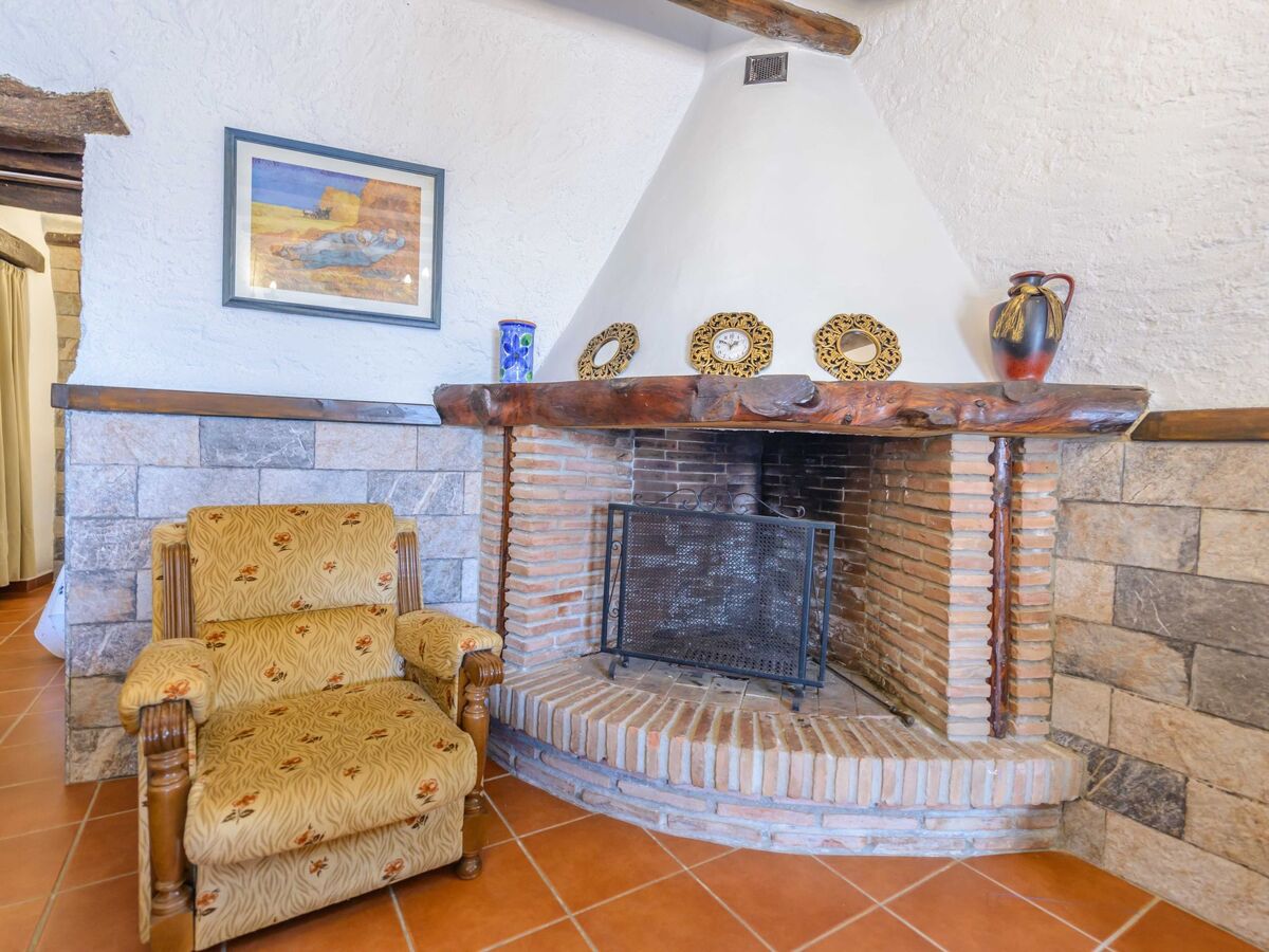 Maison 2 chambres avec piscine à Alcaucín - Photo 4