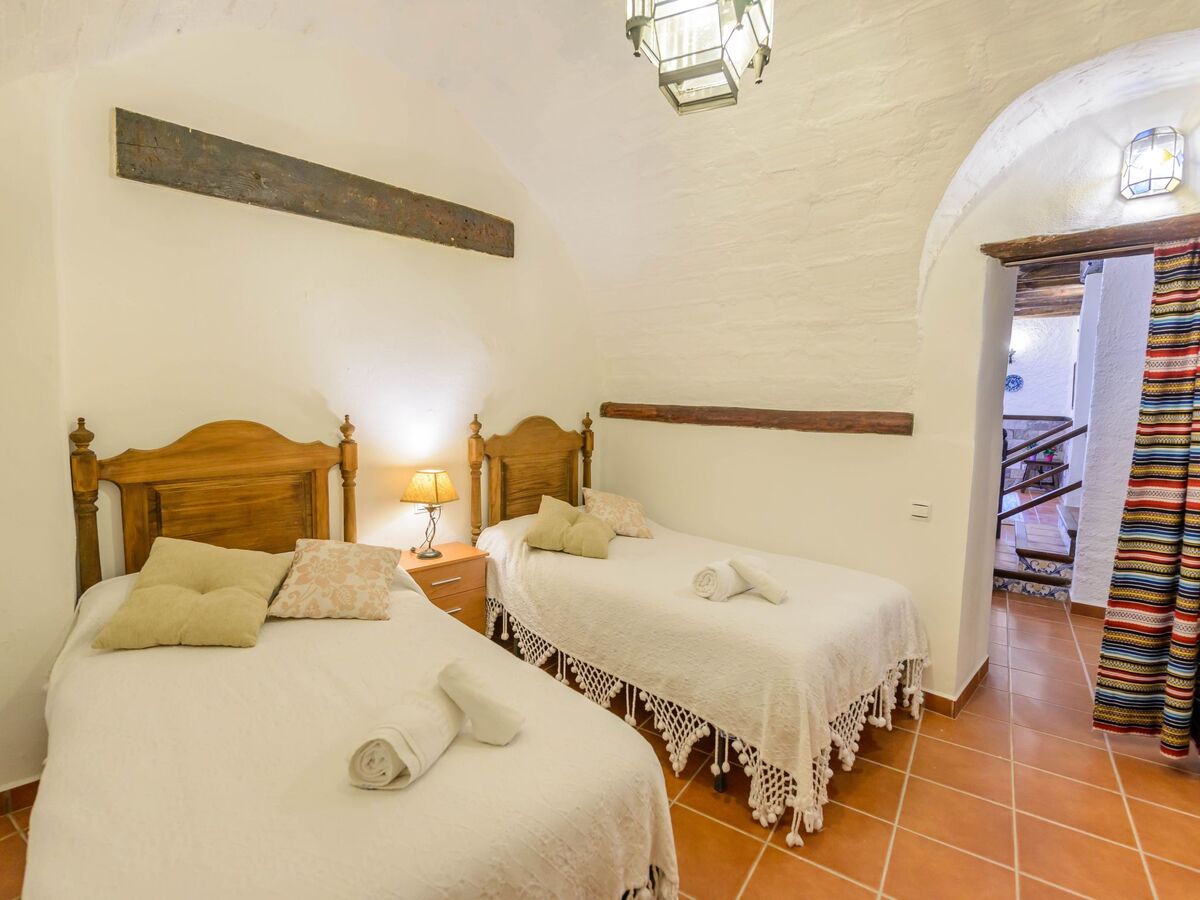 Maison 2 chambres avec piscine à Alcaucín - Photo 22