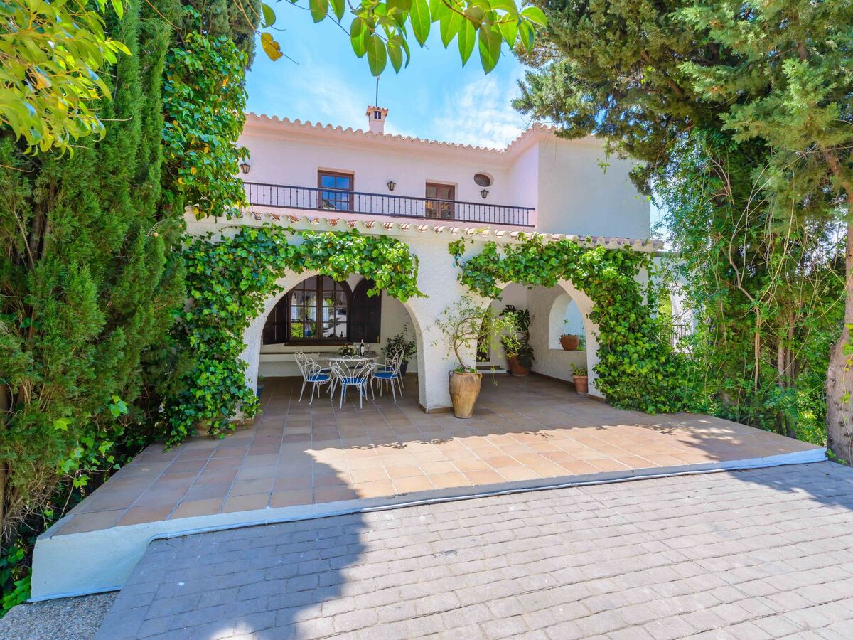 Maison 14 pers., piscine privée et terrasse à Alcaucín - Photo 1