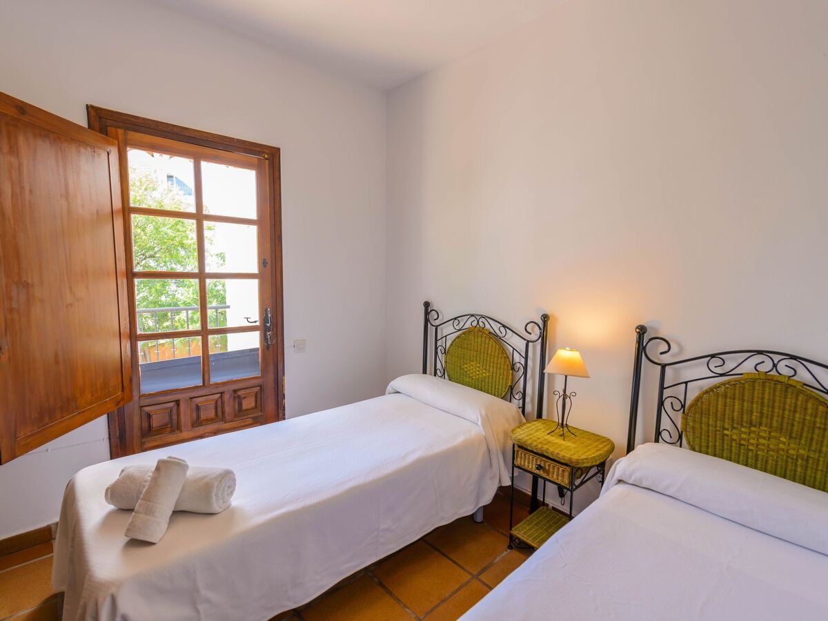 Maison 14 pers., piscine privée et terrasse à Alcaucín - Photo 12