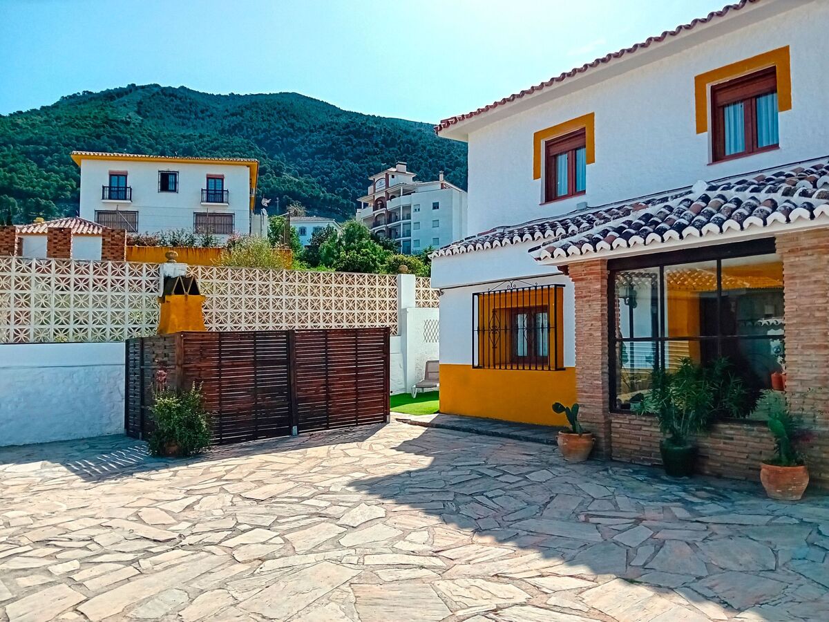 Maison Patio de los Naranjos avec piscine à Alcaucín - Photo 2