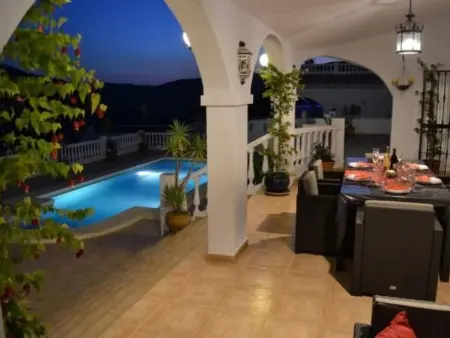 Villa las Golondrinas – Piscine privée & vues lac : photo 22