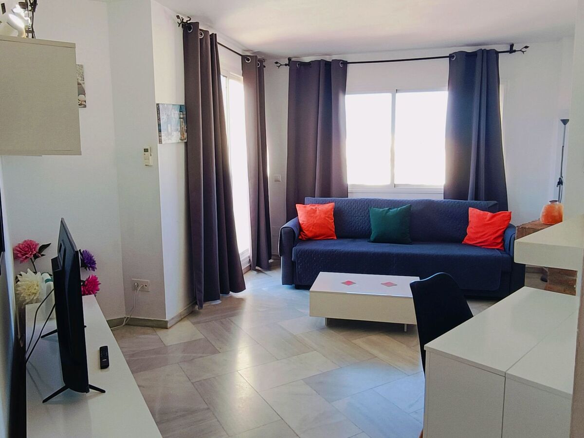Appartement Puerto Marina, 50 m de la plage - Photo 7