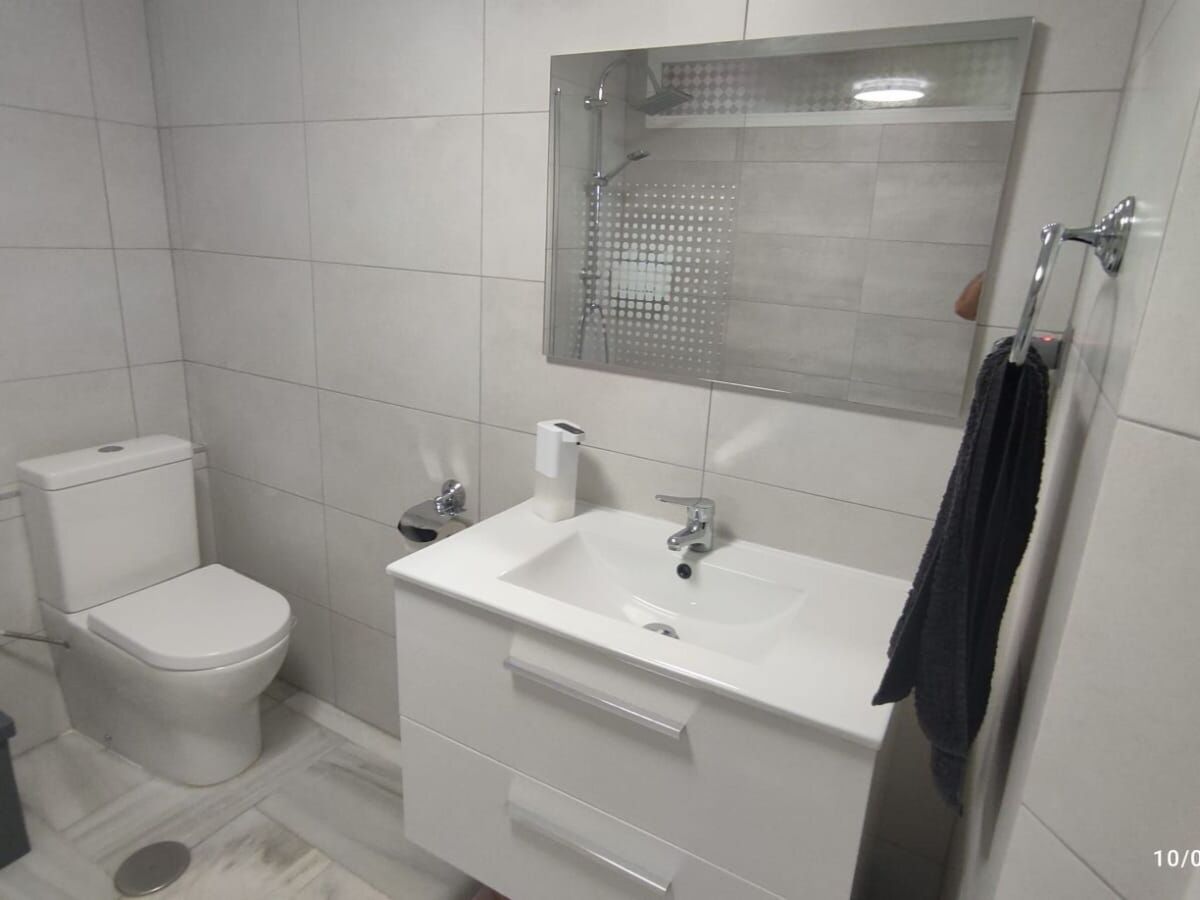 Appartement Puerto Marina, 50 m de la plage - Photo 22