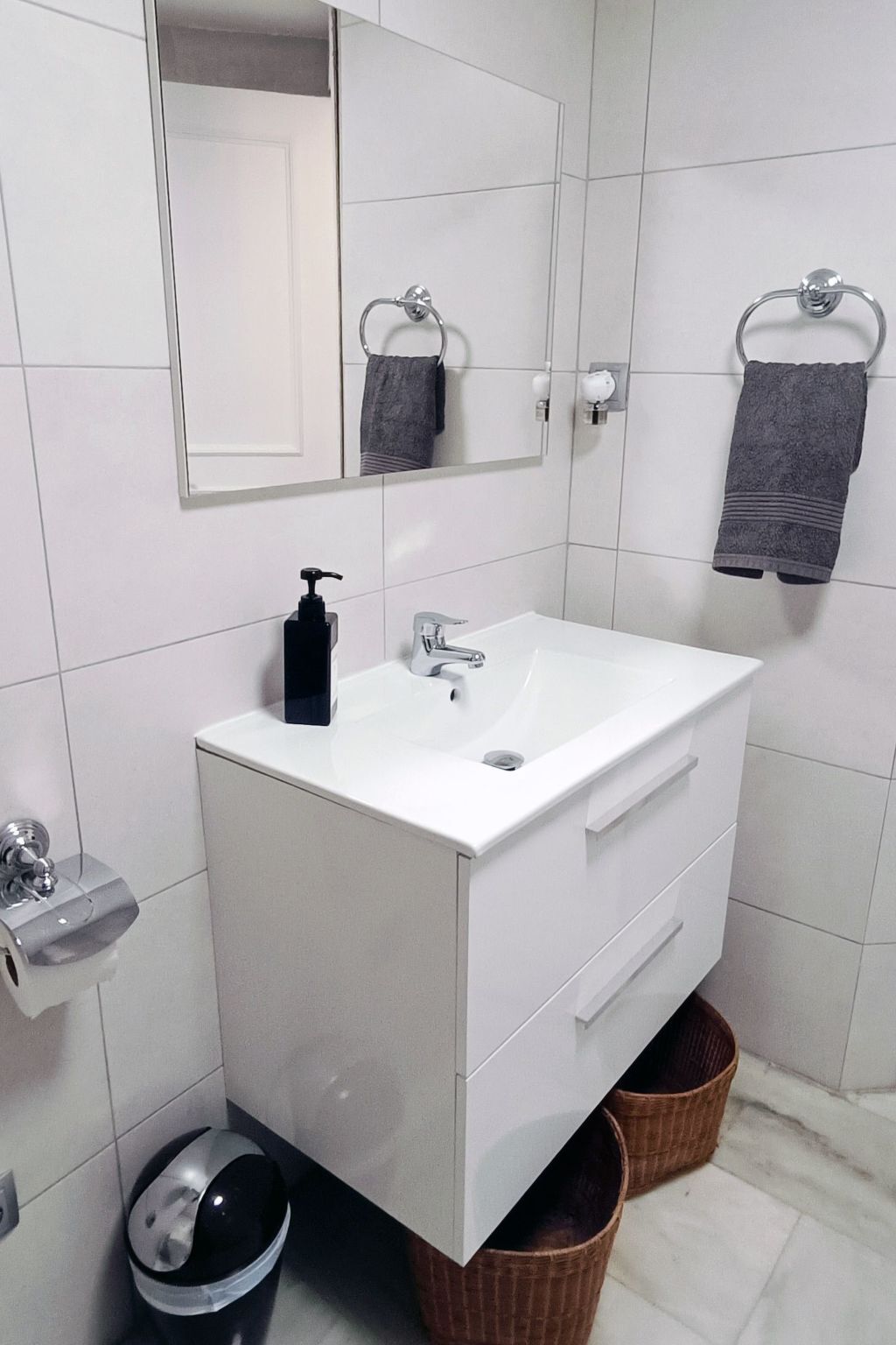 Appartement Puerto Marina, 50 m de la plage - Photo 23