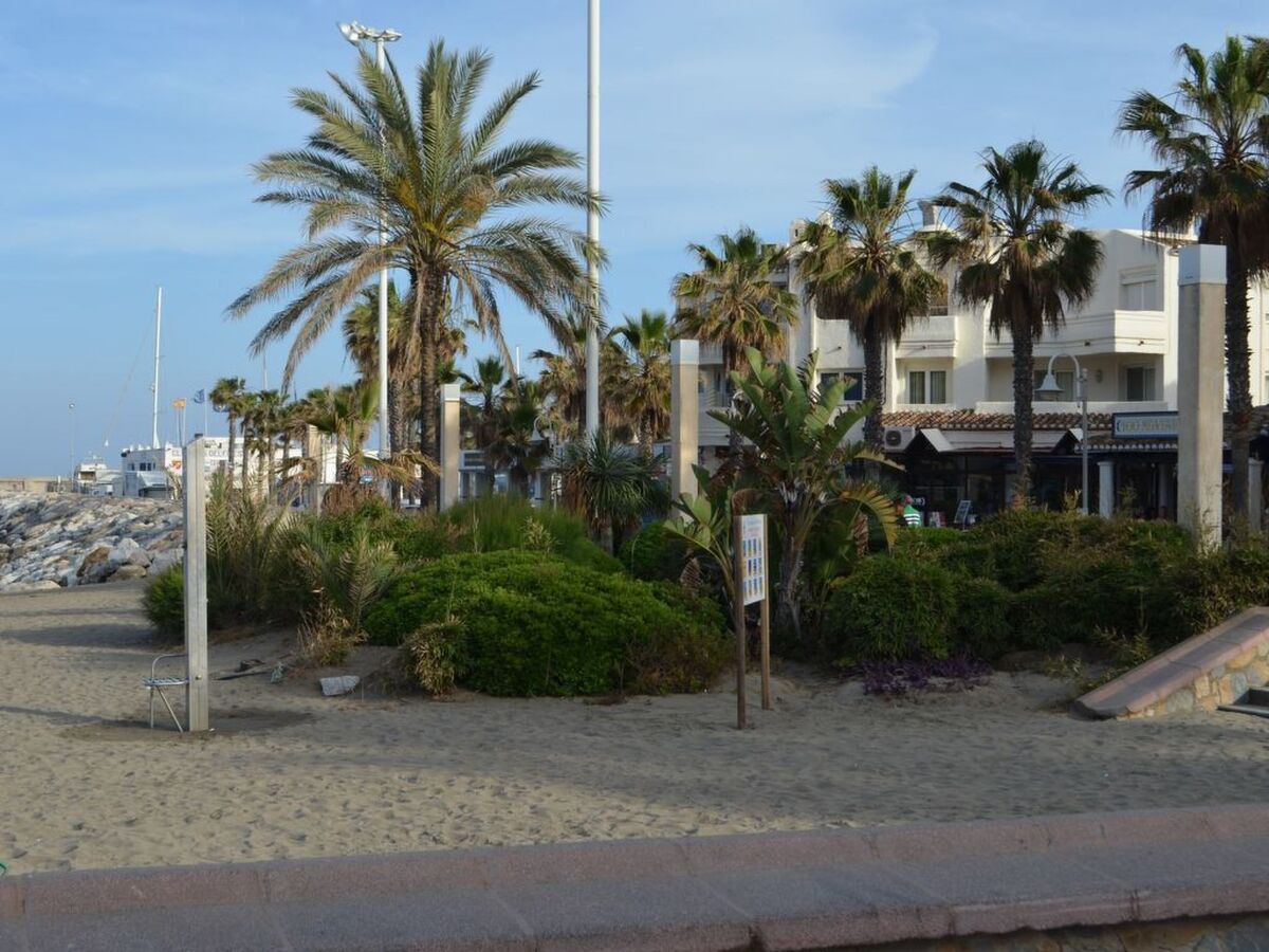 Appartement Puerto Marina, 50 m de la plage - Photo 35