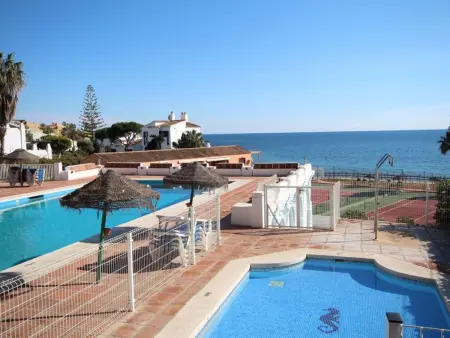 Appartement 6 pers. avec piscine à 50 m de la plage : photo 4