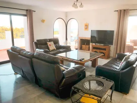 Schöne 4BDR-Villa mit fantastischer Aussicht, Location Maison 8 personnes à Marbella - Photo 8