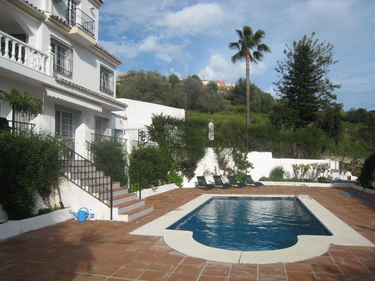 Villa La Recalada – 5 chambres, piscine privée 4x8m - Photo 1