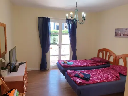 Appartement El Duque, piscine chauffée à Costa Adeje : photo 17