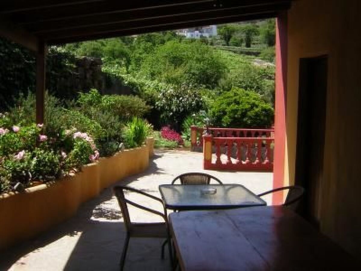 Maison typique canarienne avec terrasse, barbecue et piscine - Photo 3