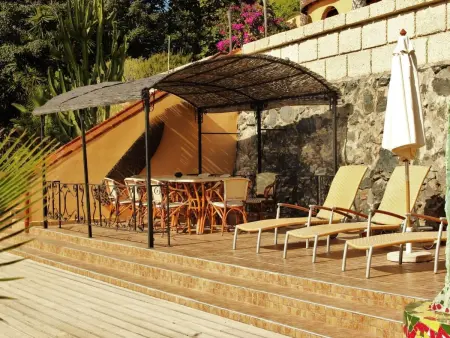Maison 4 chambres avec piscine chauffée à Puerto De Santiago - Photo 12