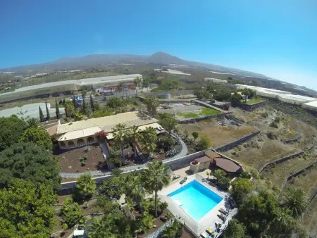 Maison 4 chambres avec piscine chauffée à Puerto De Santiago - Photo 15