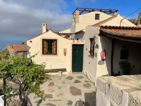 Location maison à El Jaral, Casa Verde mit Whirlpool, Sauna und Garten