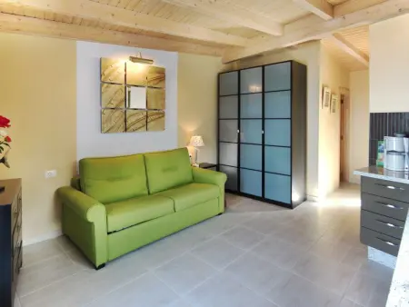Studio 25 m² avec terrasse vue océan à Chio : photo 2