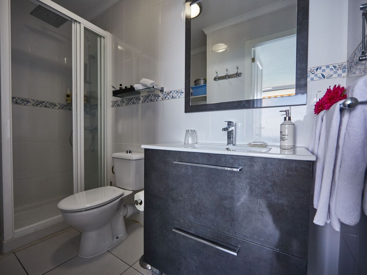 Studio vue mer 9e étage à Patalavaca - Photo 12
