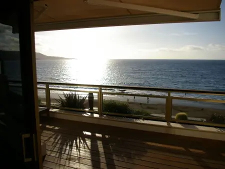 Appartement Las Canteras : terrasse 25m² face à la mer : photo 9