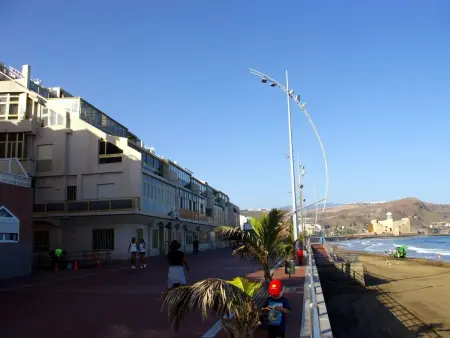 Appartement Las Canteras : terrasse 25m² face à la mer : photo 40