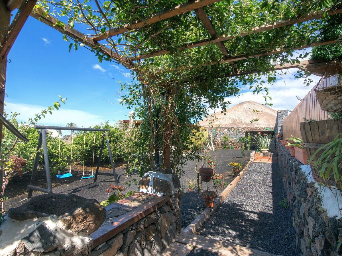 Maison Tinajo 3 chambres, jardin et terrasses couvertes - Photo 17