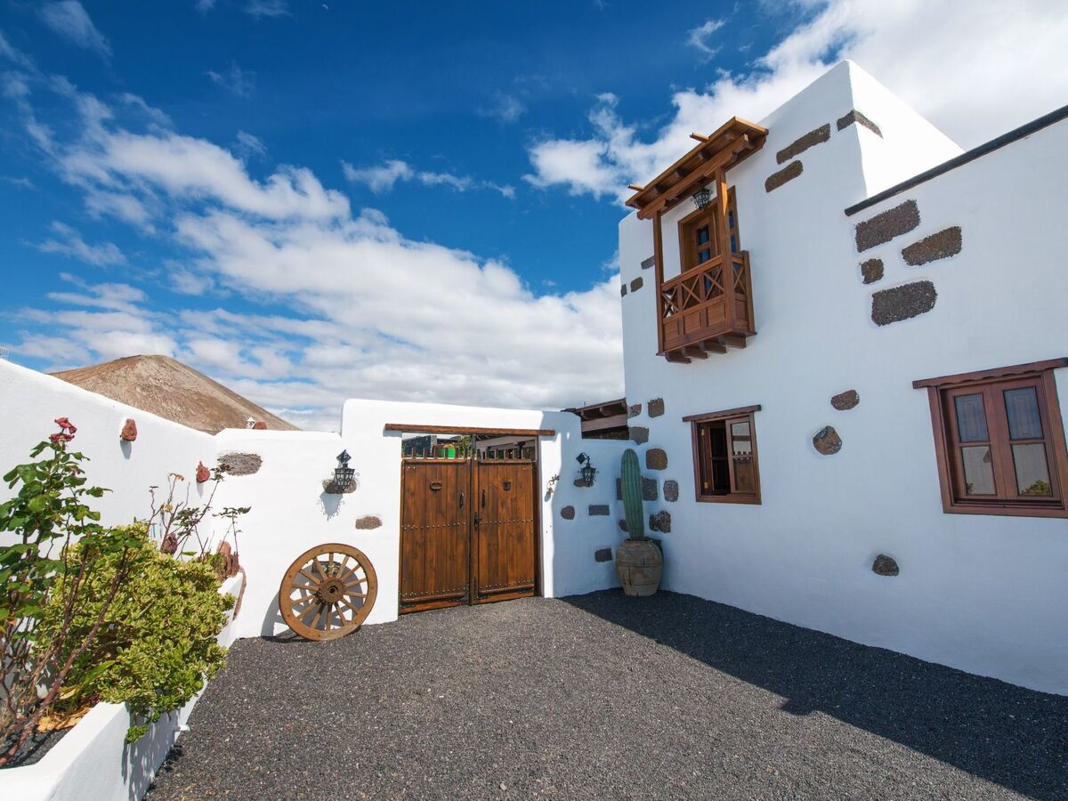 Maison Tinajo 3 chambres, jardin et terrasses couvertes - Photo 24