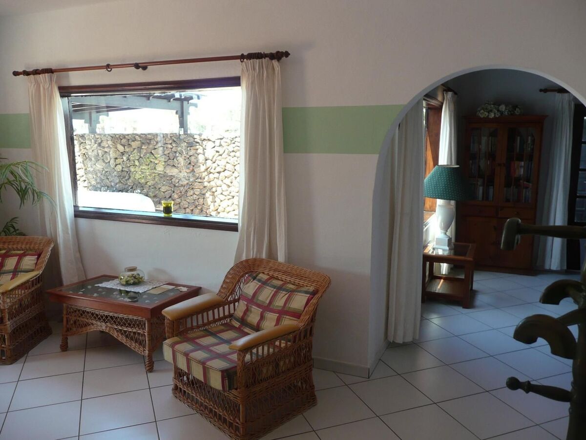 Bungalow 4 chambres avec piscine et vue mer à Playa Blanca - Photo 19