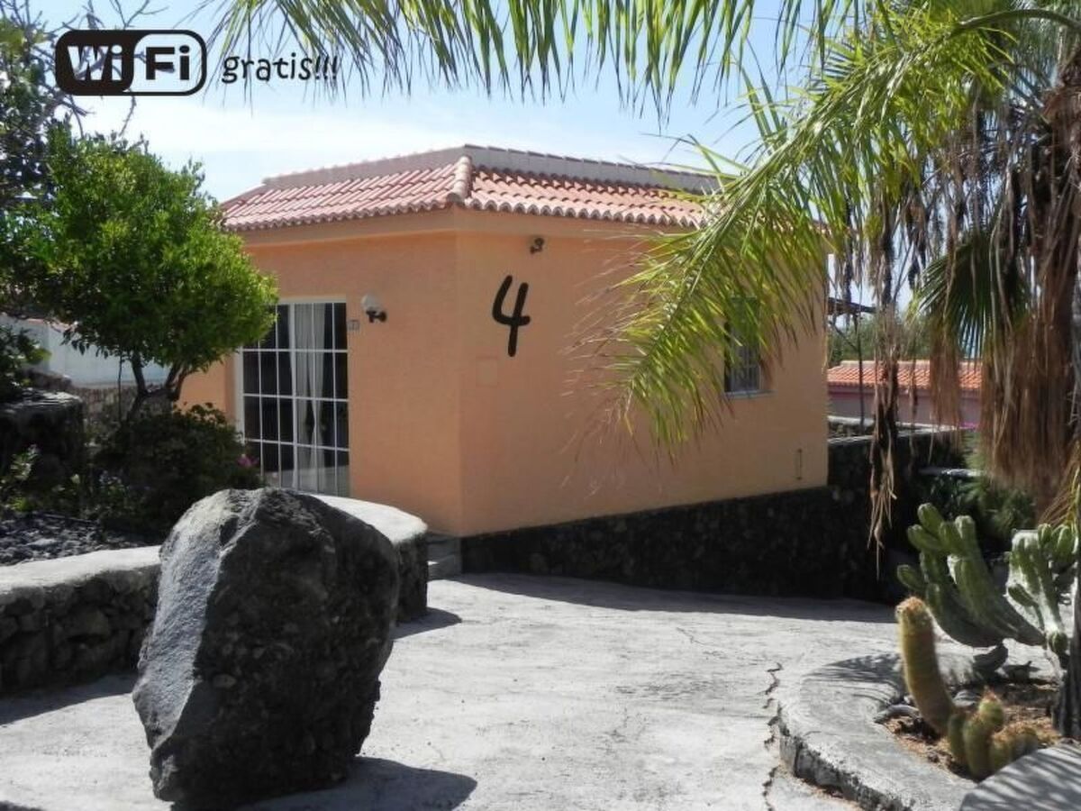 Bungalow 1 chambre avec terrasse et vue mer à Llanos de Aridane - Photo 2