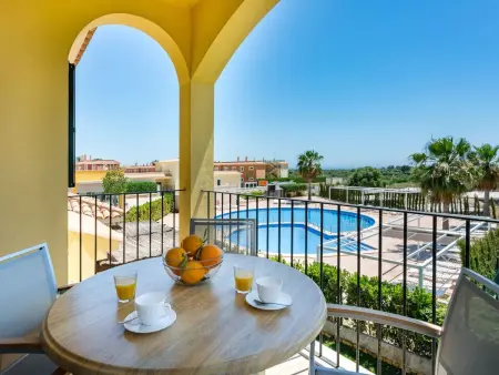 Location appartement à Cala Pi, Gemütliche Ferienwohnung mit Gemeinschaftspool