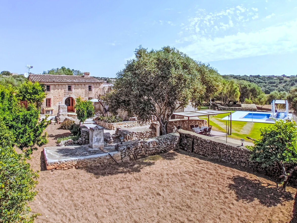 Maison de campagne avec piscine à Cala Romántica, 15 000 m² - Photo 1