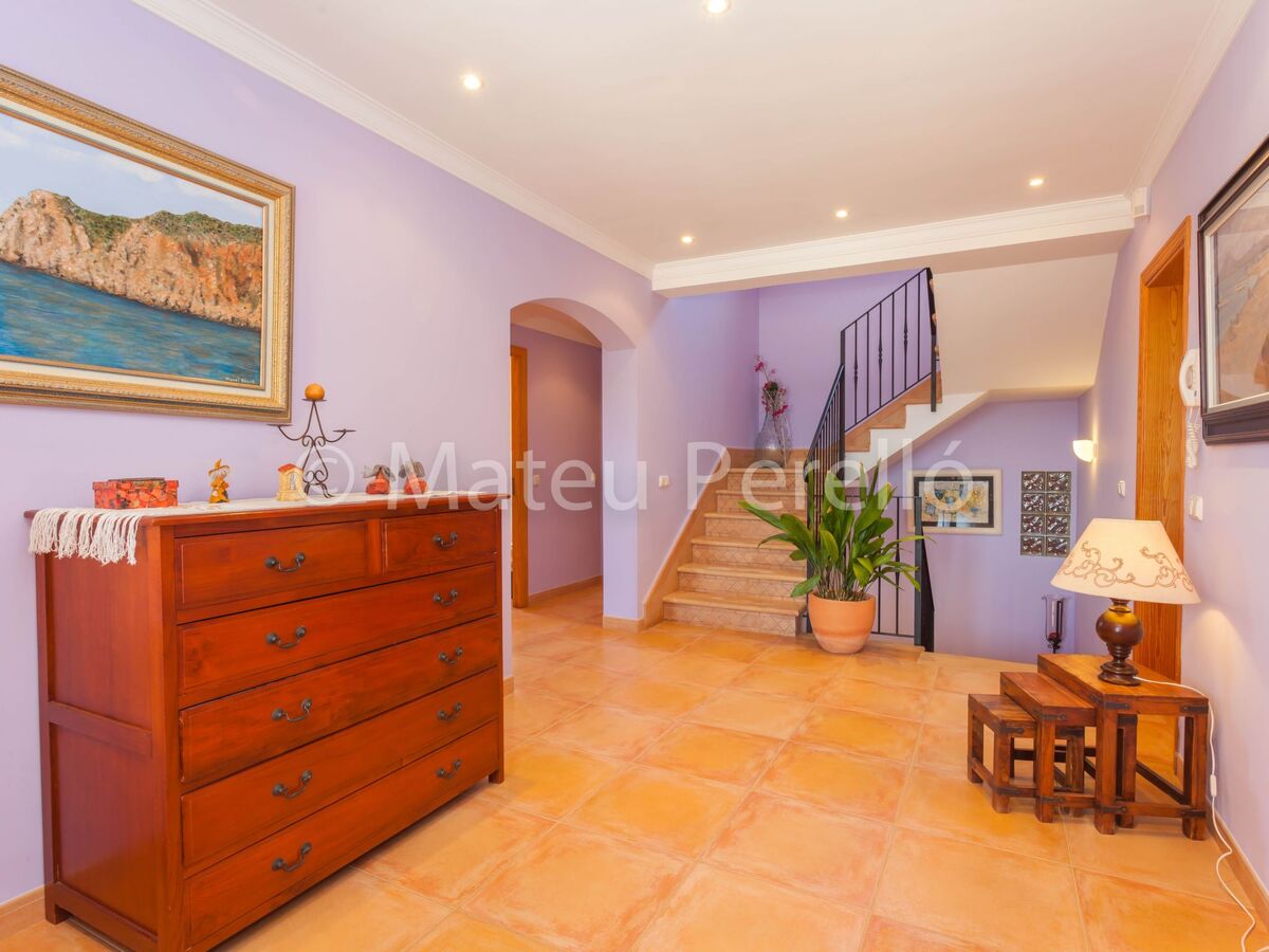 Villa Santa Eulalia – 5 chambres, piscine et terrain à Santa Margalida - Photo 4