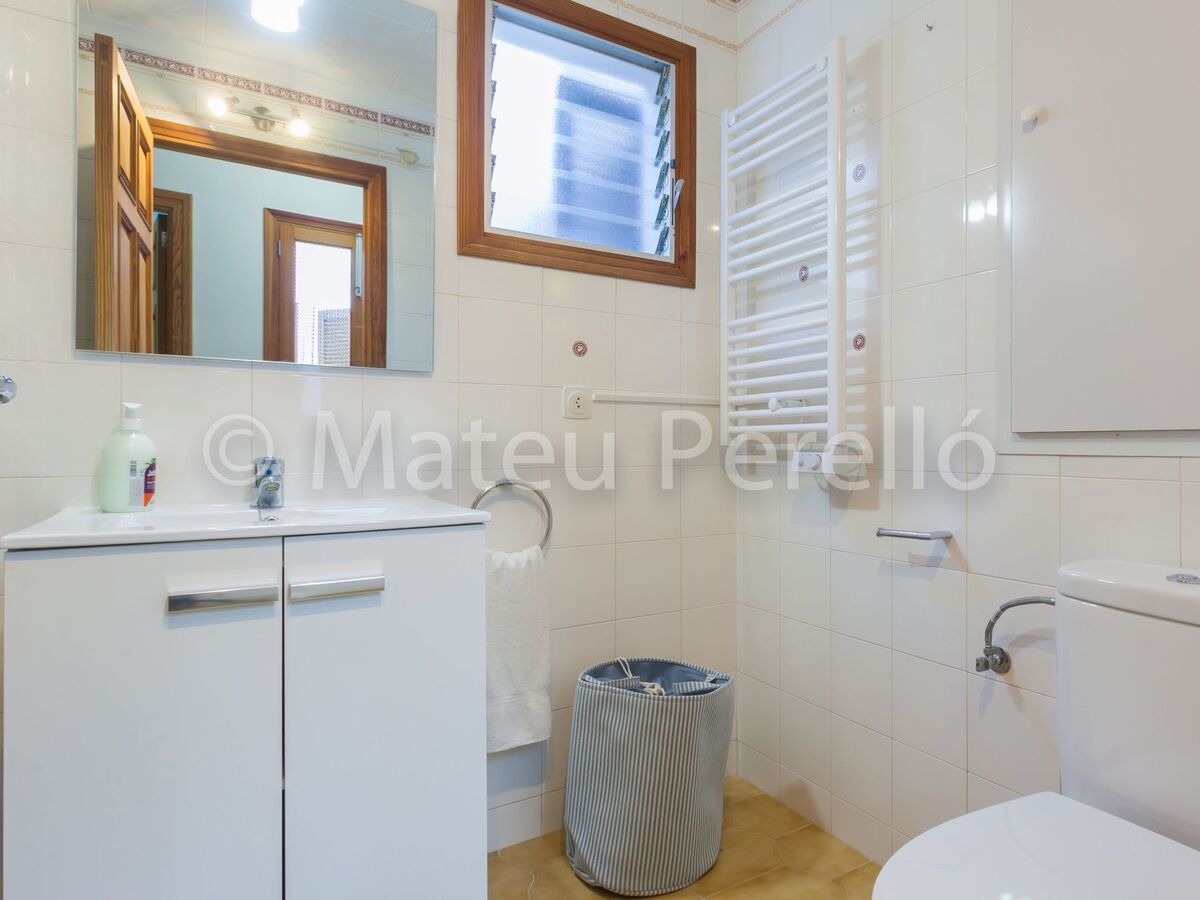 Appartement 6 pers. Can Picafort, balcon ensoleillé & terrasse BBQ - Photo 11