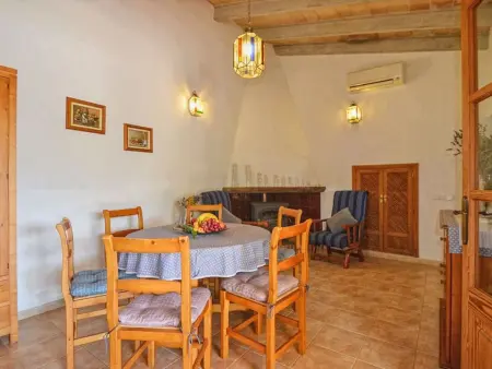 Maison rustique Búger, piscine privée et jardin 7100 m² : photo 18