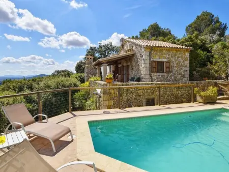 Location maison à Selva, in Selva mit Privatem Pool