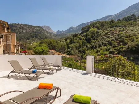 Location maison à Fornalutx, Alba mit Terrasse