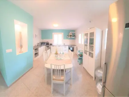 Villa Michaela – Maison 12 pers., piscine, 3 min plage : photo 17