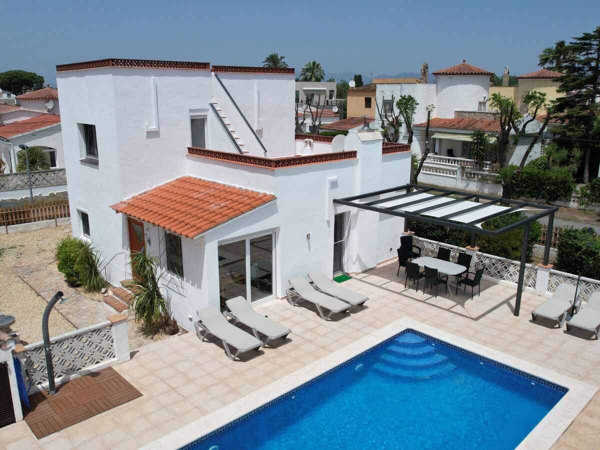 Maison 3 chambres avec piscine privée à Empuriabrava - Photo 1