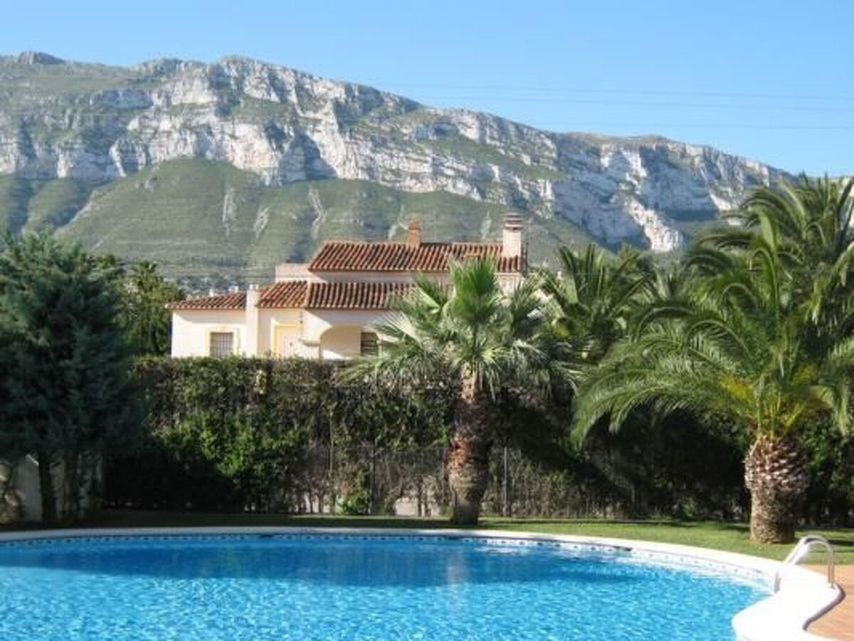 Maison mitoyenne avec piscine à 800 m de la mer - Photo 6