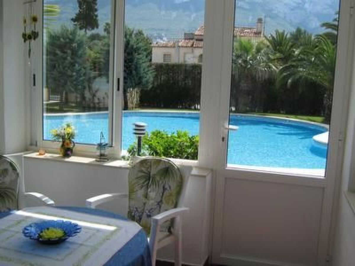 Maison mitoyenne avec piscine à 800 m de la mer - Photo 12