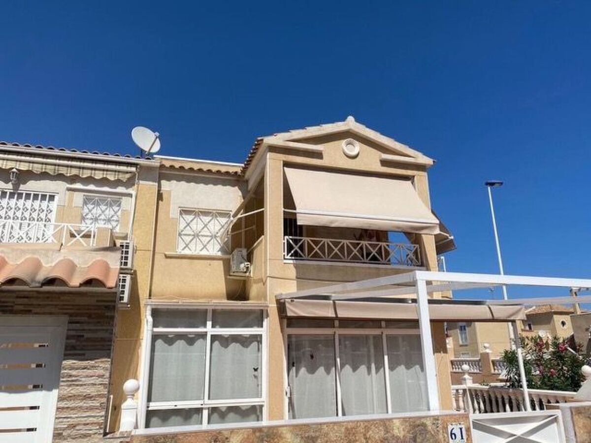 Appartement Torrevieja, terrasse toit et balcon, piscine - Photo 2