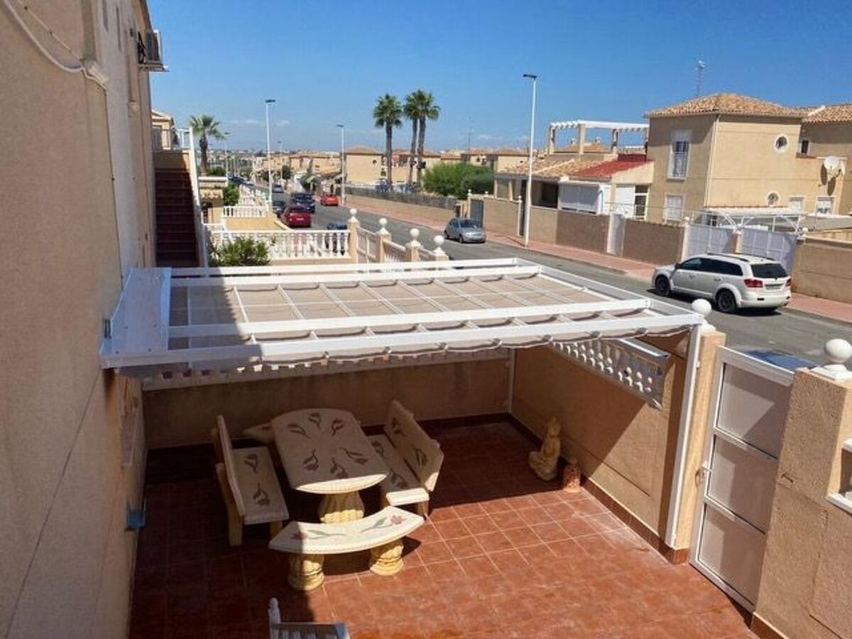 Appartement Torrevieja, terrasse toit et balcon, piscine - Photo 12