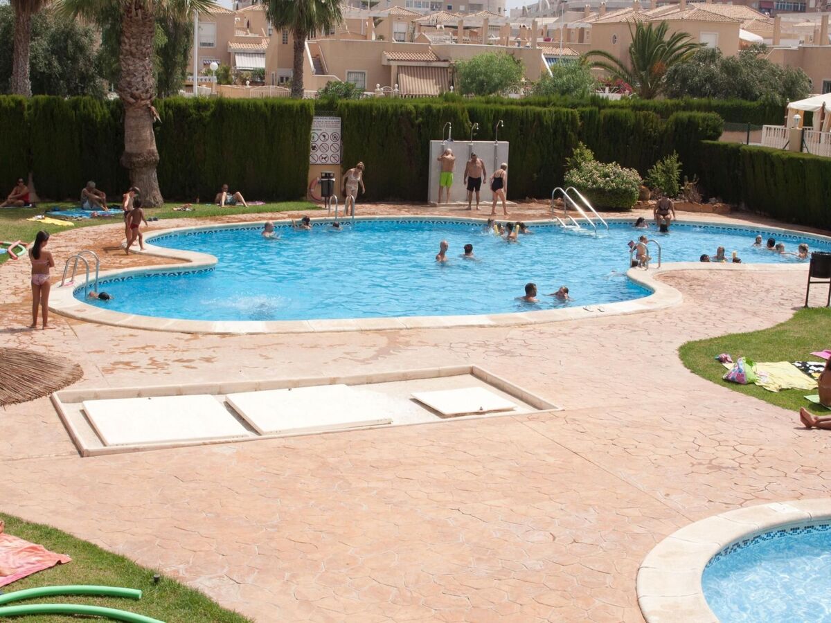 Appartement Torrevieja, terrasse toit et balcon, piscine - Photo 24
