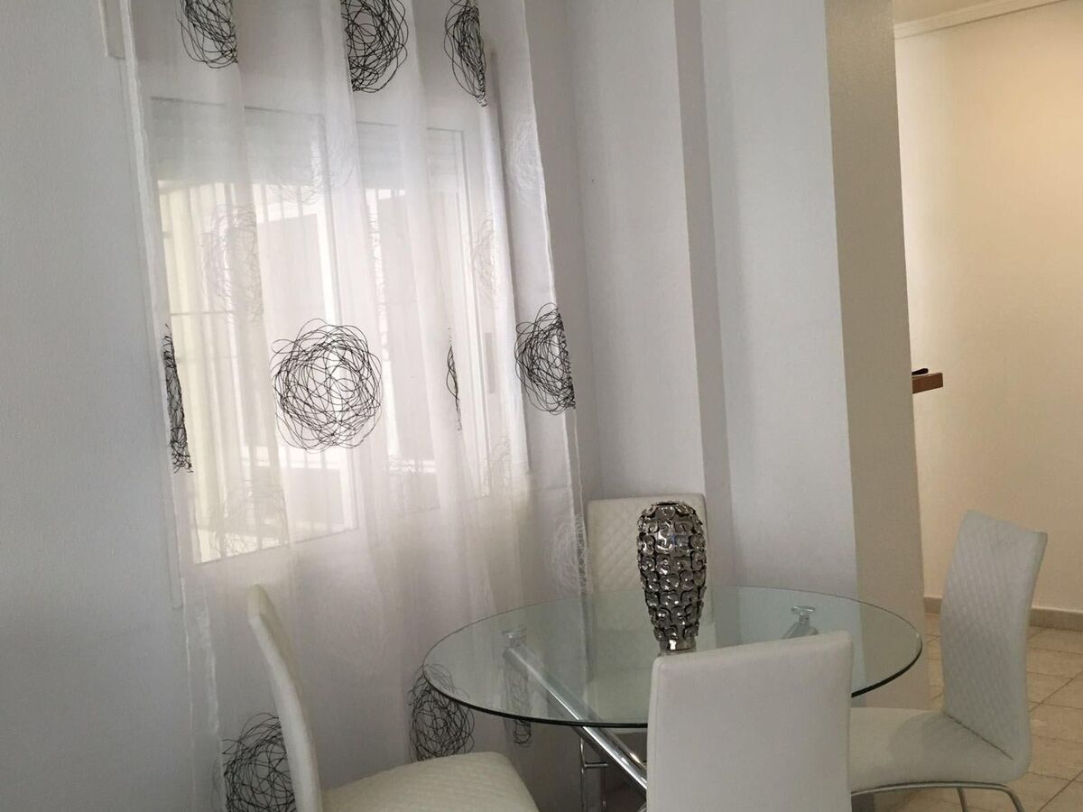 Appartement 80m² Torrevieja, 180m de la plage - Photo 5