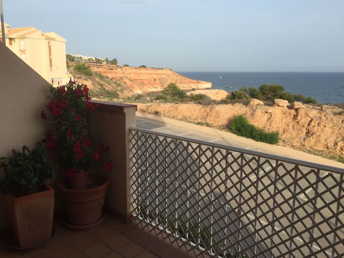 Duplex en bord de mer avec piscine, Orihuela Costa - Photo 3