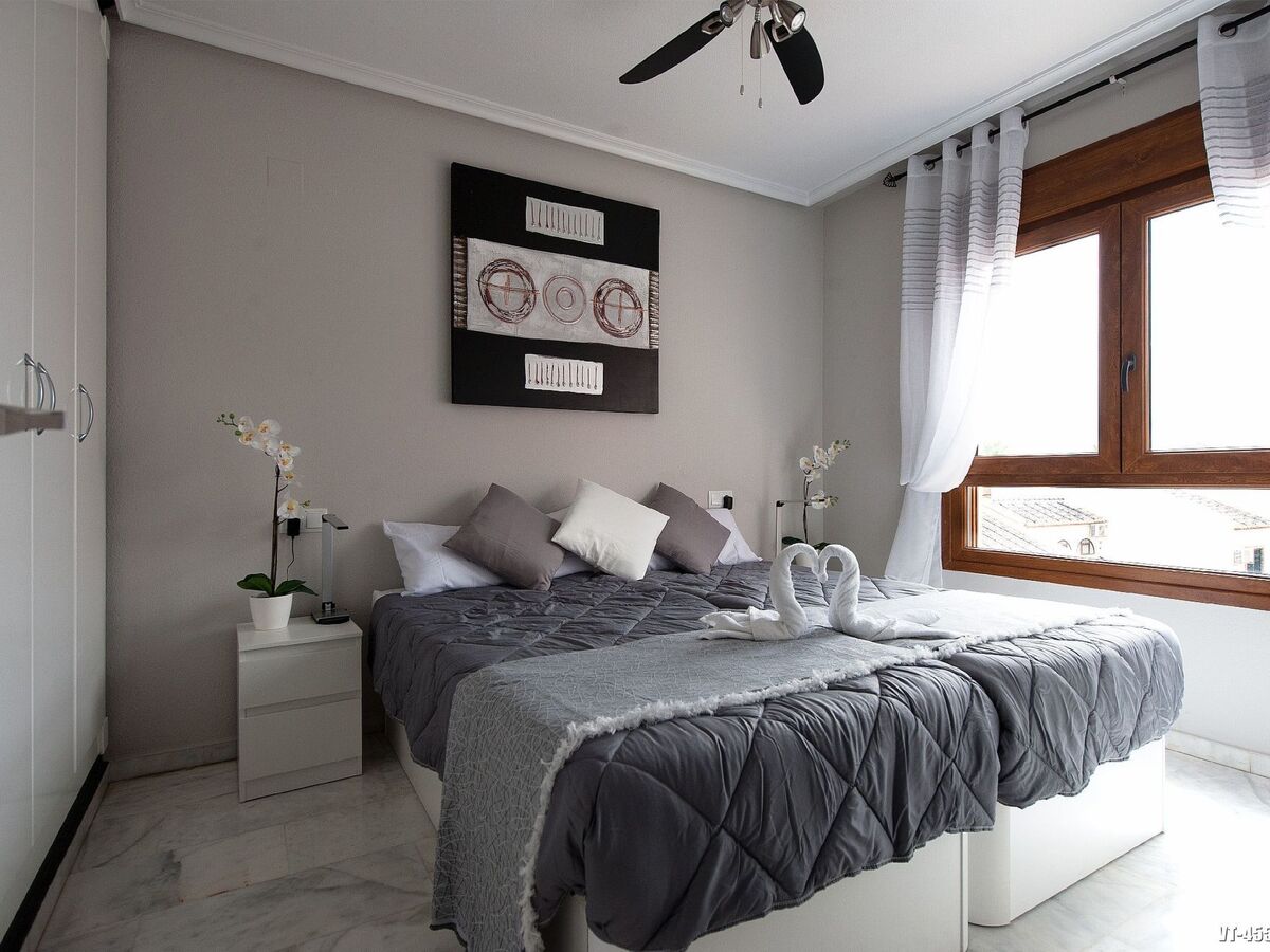 Penthouse 4 pers. à Villamartín, près plages et golf - Photo 9