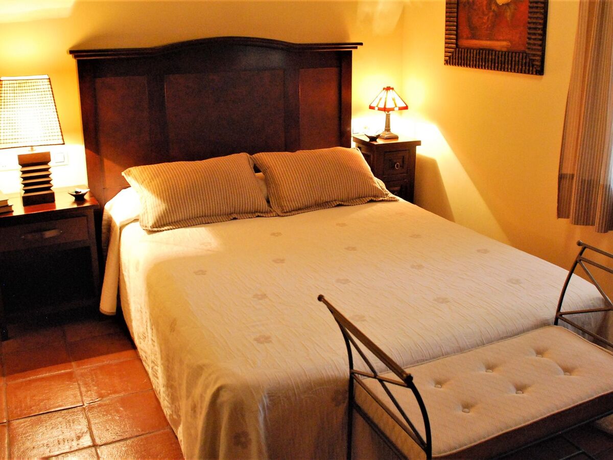 Maison 4 chambres avec piscine à Navas de Estena - Photo 22