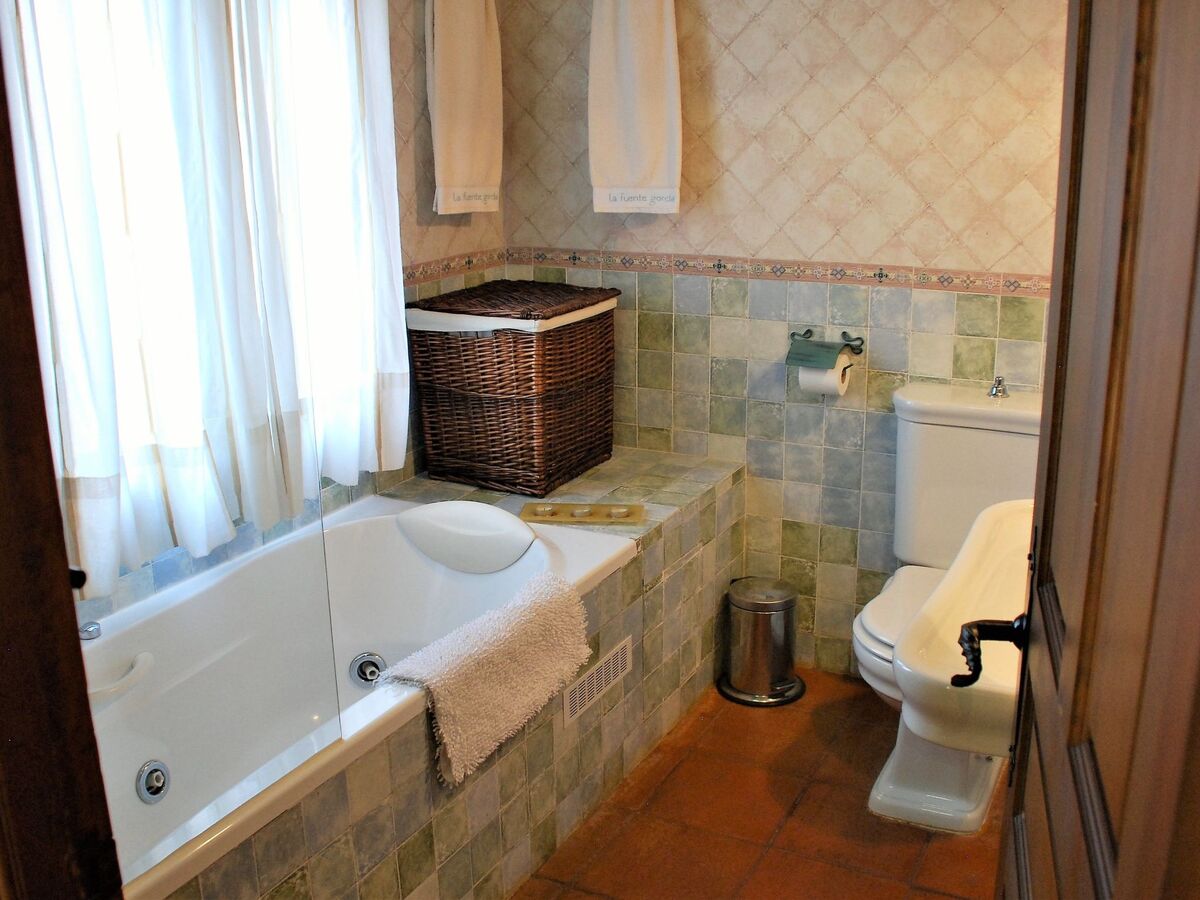 Maison 4 chambres avec piscine à Navas de Estena - Photo 26