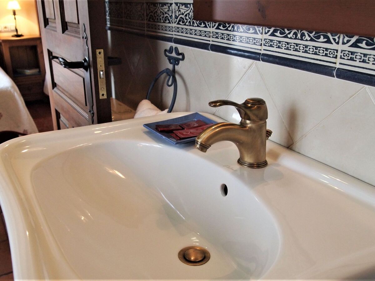 Maison 4 chambres avec piscine à Navas de Estena - Photo 31