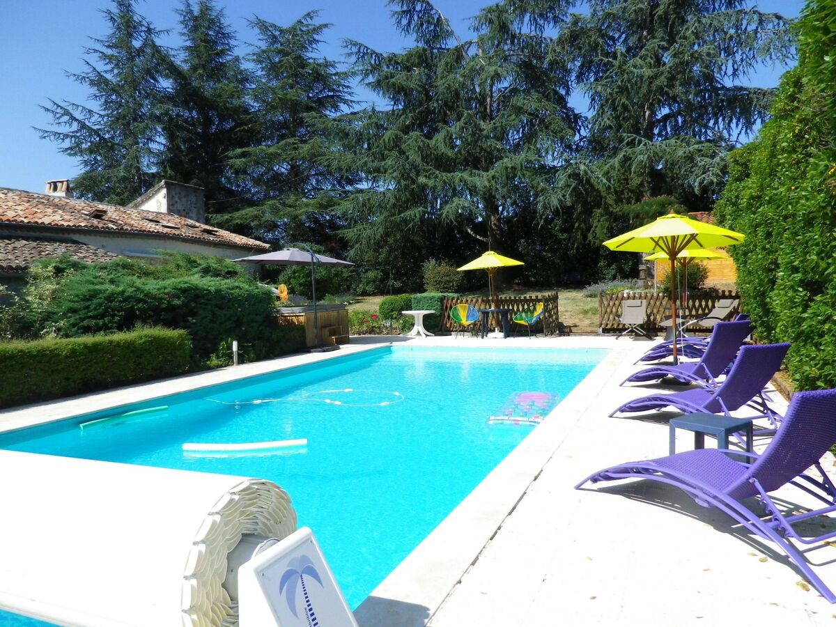 Maison 6 chambres avec piscine chauffée et spa - Photo 1